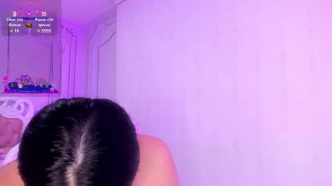 Snapshot of stephania_diamond chatting on February 20, 1:03 am online show from February 20, 1:03 am