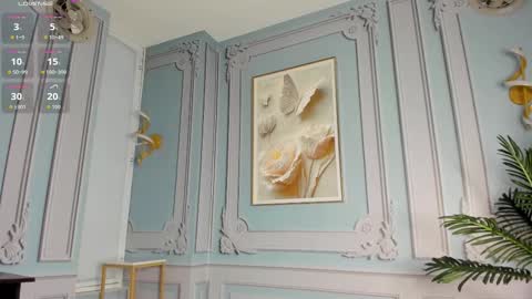 Snapshot of stephania_diamond chatting on December 3, 2:19 am online show from December 3, 2:19 am