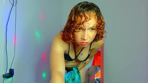 stephanie bennett online show from October 14, 3:29 am