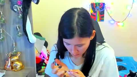 Snapshot of stephany_uwu chatting on October 29, 1:19 am Stephany independient model online show from October 29, 1:19 am