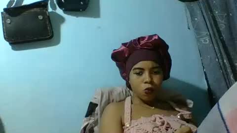 Snapshot of stephaolysca chatting on April 24, 7:05 pm stephaolysca online show from April 24, 7:05 pm