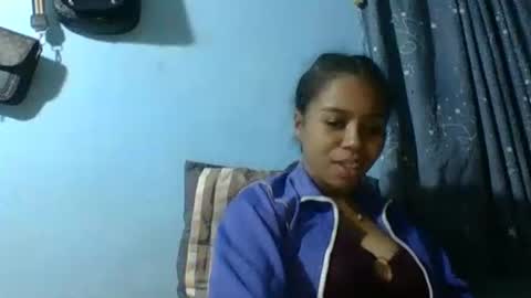 Snapshot of stephaolysca chatting on May 19, 6:03 pm stephaolysca online show from May 19, 6:03 pm