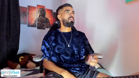    ................     online show from December 31, 8:02 pm