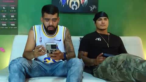    ................     online show from December 19, 11:56 pm