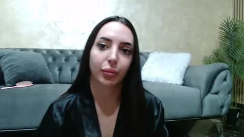 Snapshot of stepmommy19 chatting on June 27, 5:07 pm StepMommy19 online show from June 27, 5:07 pm