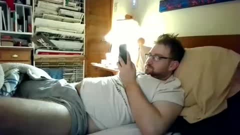 Snapshot of sterben13v chatting on June 16, 2:58 am Ian23602 online show from June 16, 2:58 am