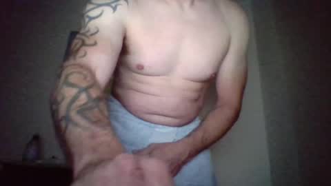 Snapshot of steve897819 chatting on September 15, 9:37 pm steve897819 online show from September 15, 9:37 pm