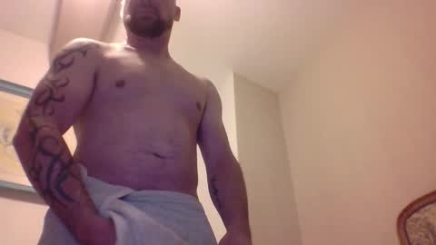 Snapshot of steve897819 chatting on September 23, 10:35 pm steve897819 online show from September 23, 10:35 pm