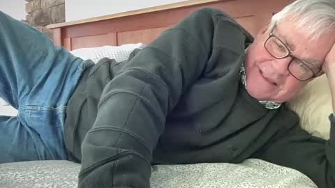 Steve online show from February 22, 2:19 pm