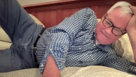 Steve online show from December 15, 10:03 pm