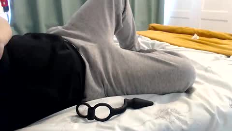 Snapshot of stevebate222 chatting on September 19, 9:32 am stevebate222 online show from September 19, 9:32 am