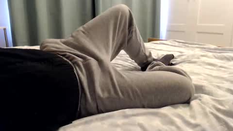 Snapshot of stevebate222 chatting on October 14, 9:21 am stevebate222 online show from October 14, 9:21 am