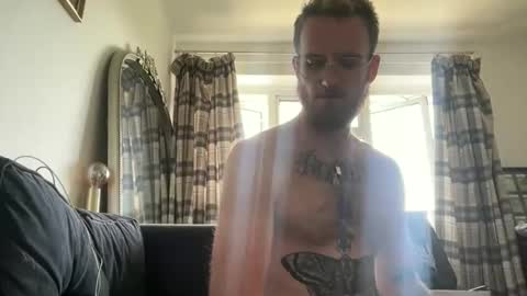 Stevebooker92 online show from May 31, 2:02 pm