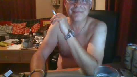 Snapshot of stevejm3740 chatting on July 19, 12:58 am stevejm3740 online show from July 19, 12:58 am