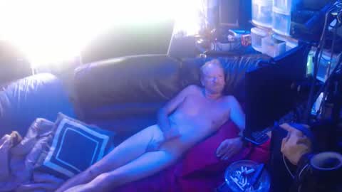 Snapshot of stevemiller0973 chatting on May 22, 4:45 pm TheCapt. online show from May 22, 4:45 pm