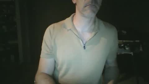 steven123456785857 online show from September 13, 10:20 pm