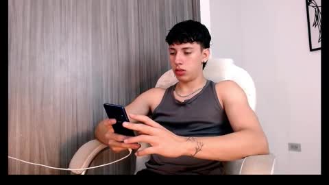 steven__connor online show from November 19, 2:55 am