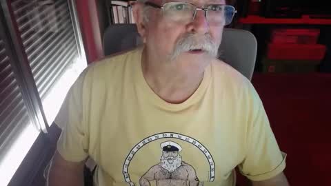 Steven online show from May 31, 7:37 pm