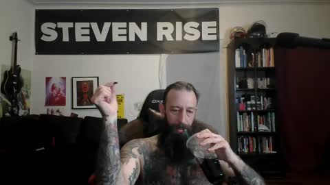 Snapshot of stevenrisenyc chatting on May 15, 1:12 am StevenRiseNYC online show from May 15, 1:12 am