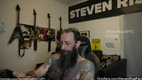 Snapshot of stevenrisenyc chatting on May 26, 11:28 am StevenRiseNYC online show from May 26, 11:28 am
