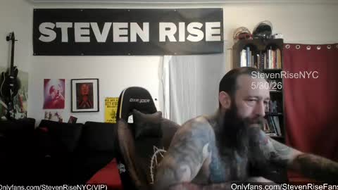 Snapshot of stevenrisenyc chatting on May 30, 10:51 pm StevenRiseNYC online show from May 30, 10:51 pm