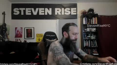 Snapshot of stevenrisenyc chatting on June 8, 10:59 am StevenRiseNYC online show from June 8, 10:59 am