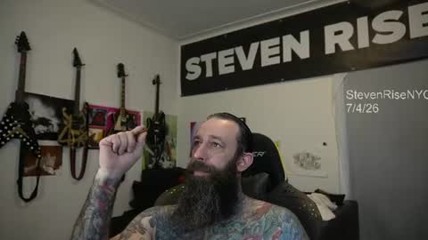 Snapshot of stevenrisenyc chatting on July 4, 9:26 am StevenRiseNYC online show from July 4, 9:26 am