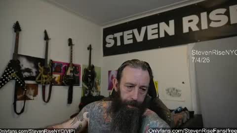Snapshot of stevenrisenyc chatting on July 5, 1:07 pm StevenRiseNYC online show from July 5, 1:07 pm