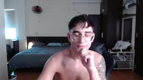 Alex   online show from May 11, 3:12 am