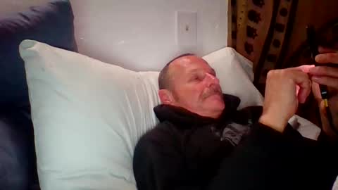 steviehard7 online show from November 3, 8:15 am