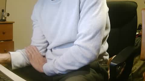 Chillguy online show from December 3, 5:20 am