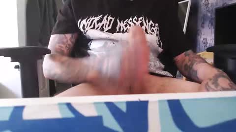 stexgullzz online show from April 13, 1:05 pm