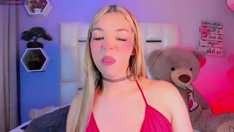 Snapshot of steyseequeen chatting on November 2, 10:34 pm Steisee Reyes online show from November 2, 10:34 pm