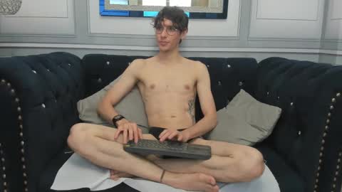 STEFAN online show from March 10, 2:48 pm