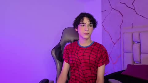 Sthepano  online show from March 4, 3:56 am