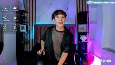 Snapshot of sthepanodimonaco chatting on June 23, 3:37 am Sthepano online show from June 23, 3:37 am