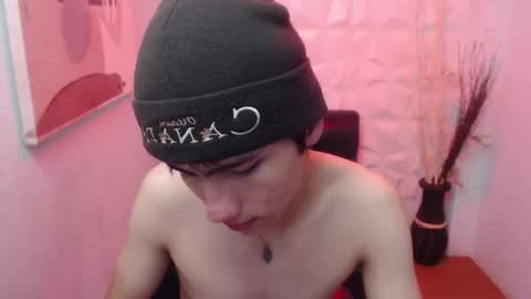 Stich online show from March 3, 12:33 pm