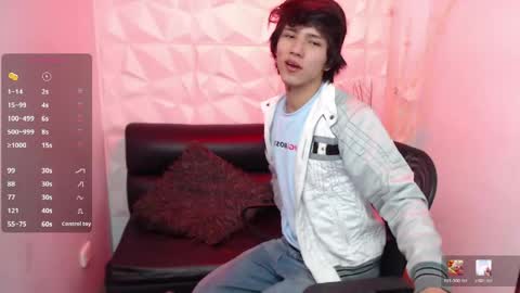 Stich online show from April 30, 8:57 pm