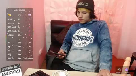 Stich online show from June 17, 5:54 am