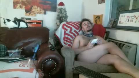 Snapshot of stickey4areason chatting on December 5, 2:20 am stickey online show from December 5, 2:20 am