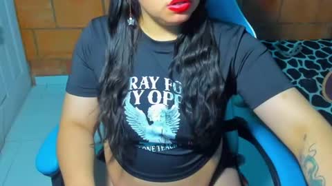 Snapshot of stifunivers_33 chatting on February 22, 3:01 am Stif Universe online show from February 22, 3:01 am