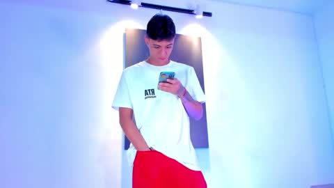 Snapshot of stiiveen_24cm chatting on October 23, 3:28 am Stiven brendan online show from October 23, 3:28 am