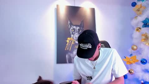 Snapshot of stiiveen_24cm chatting on December 5, 6:00 am Stiven brendan online show from December 5, 6:00 am