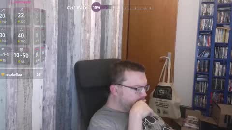 Snapshot of still_alive1985 chatting on October 7, 6:10 am Oliver online show from October 7, 6:10 am