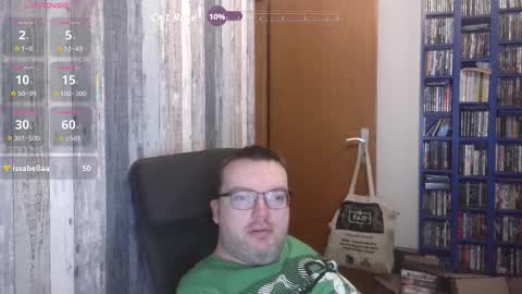 Snapshot of still_alive1985 chatting on October 20, 6:25 am Oliver online show from October 20, 6:25 am