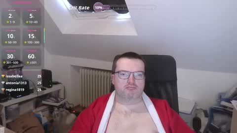 Snapshot of still_alive1985 chatting on December 3, 7:27 am Oliver online show from December 3, 7:27 am