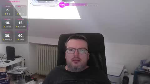 Snapshot of still_alive1985 chatting on March 20, 3:50 pm Oliver online show from March 20, 3:50 pm