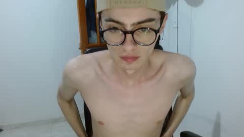 stiv_grant online show from May 3, 1:22 am