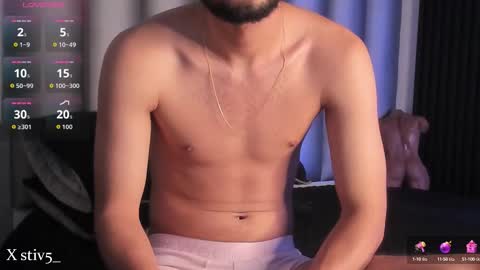 stiven__01 online show from October 10, 3:55 pm