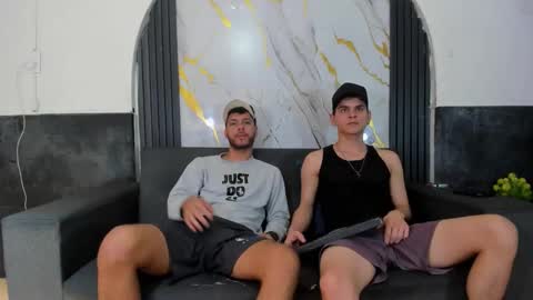 friends online show from February 28, 4:35 am